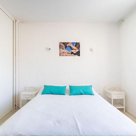 Apartment Les Ilaires By Interhome Le Lavandou Luaran gambar