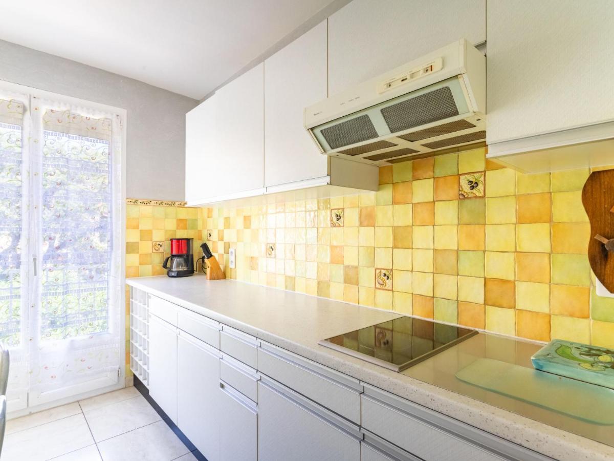 Apartment Les Ilaires By Interhome Le Lavandou Luaran gambar