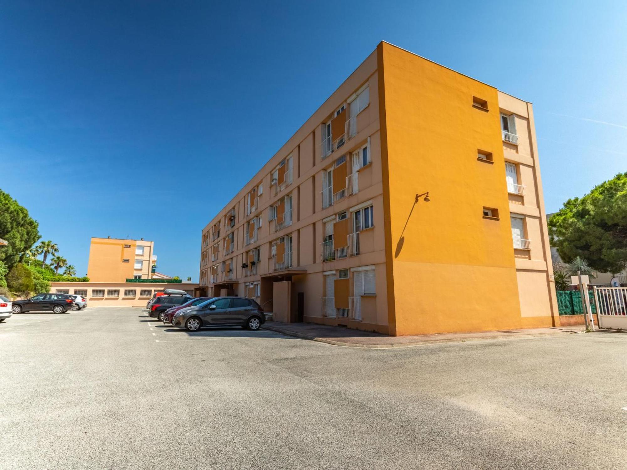 Apartment Les Ilaires By Interhome Le Lavandou Luaran gambar